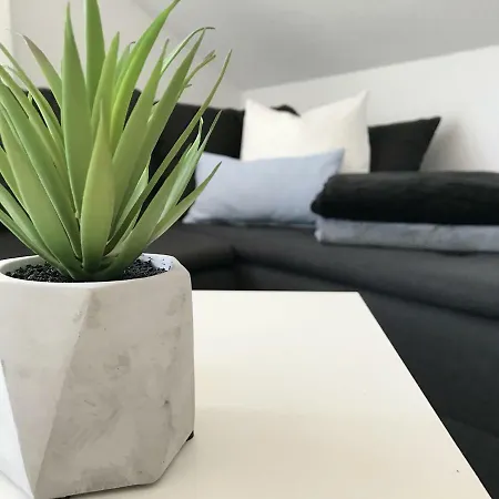 Zollernalb-apartment Апартаменты *